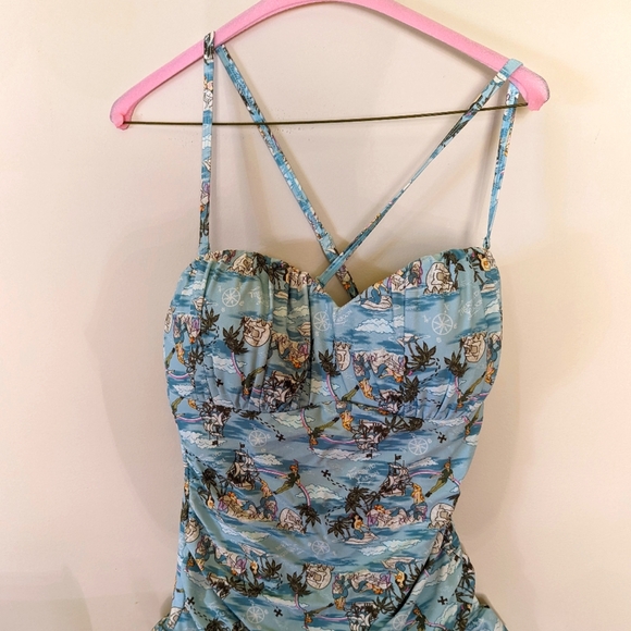 Peter Pan Retro One-piece Disney swimsuit - Picture 2 of 7